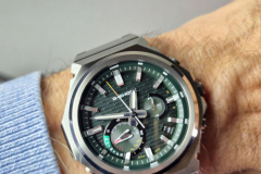 casio-gst-b1000-karora-wristshot