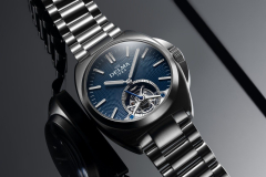 delma-1924-tourbillon-karora-luxusora-beautyshot