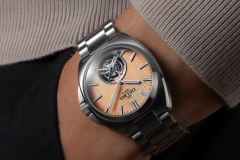 delma-1924-tourbillon-karora-luxusora-wristshot