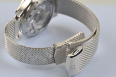 omega-seamaster-diver-300m-james-bond-60th-anniversary-karora-luxusora-bracelet