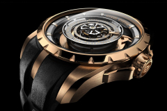 roger-dubuis-excalibur-orbis-in-machina-central-monotourbillon-karora-luxusora-beatyshot