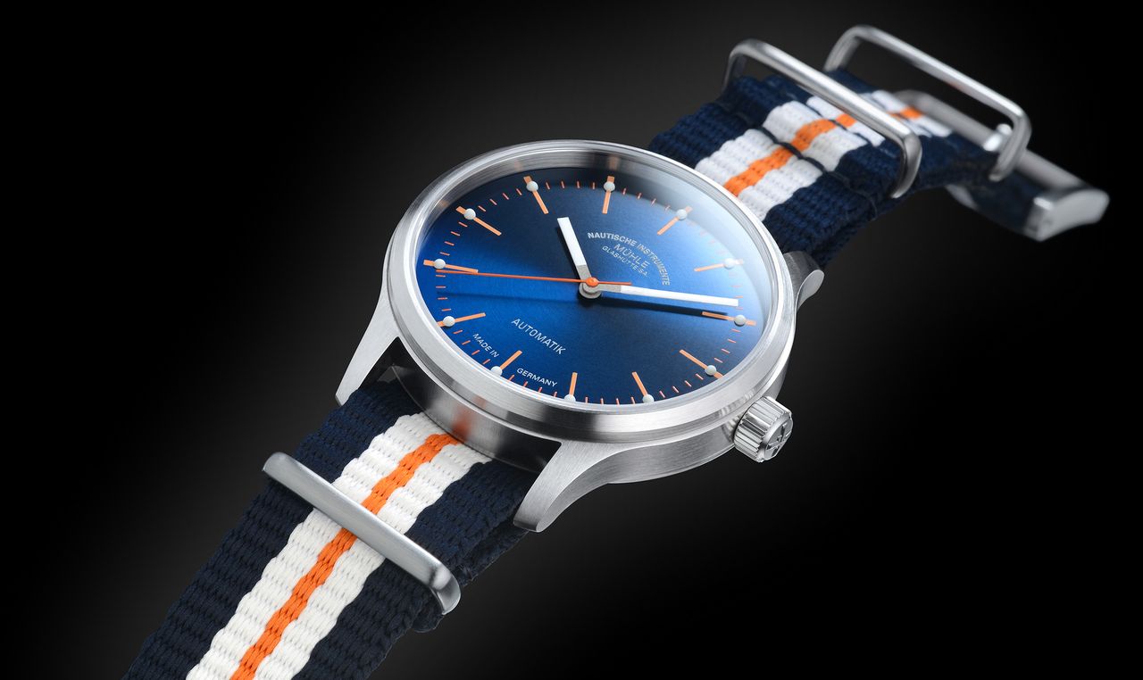 Mühle-Glashütte Panova Blau