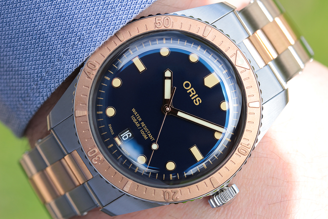 ORIS DIVERS SIXTY-FIVE TWO TONE. Referenciaszám: 01 733 7707 4355-07 8 20 17. Fotó: @RetekG