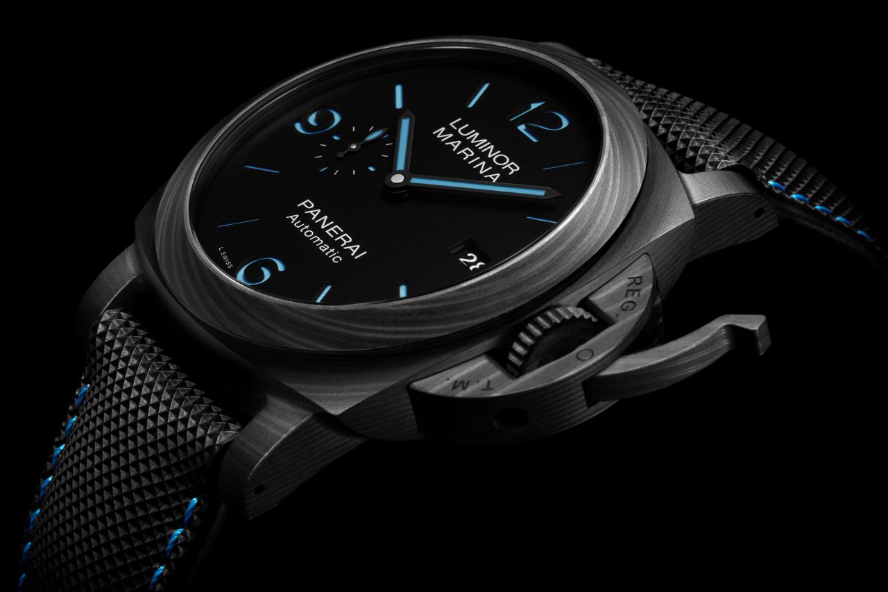 Officine Panerai Luminor Marina Carbotech PAM01661