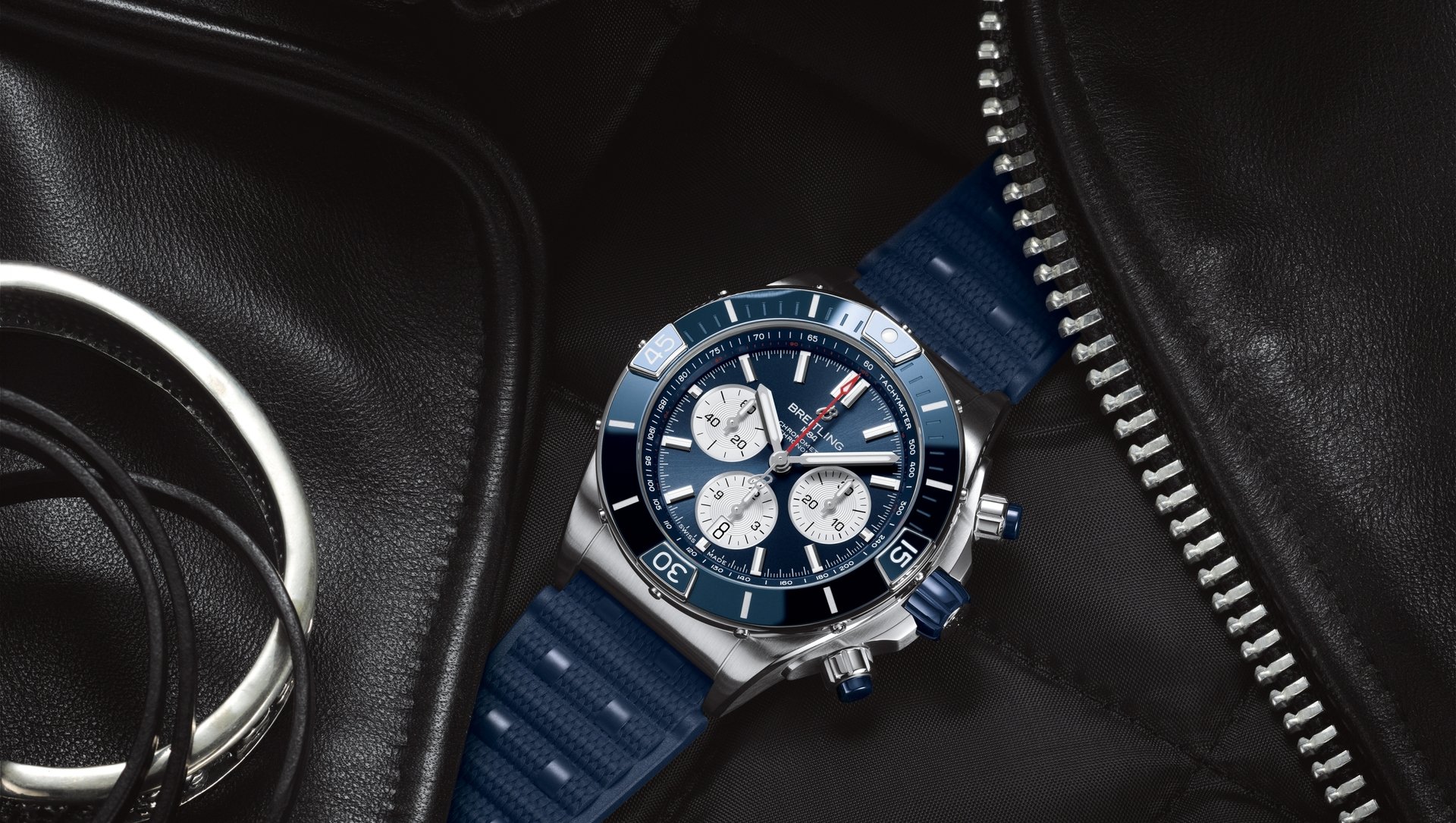 BREITLING SUPER CHRONOMAT B01 44. Referencia: AB0136161C1S1. Forrás: BREITLING