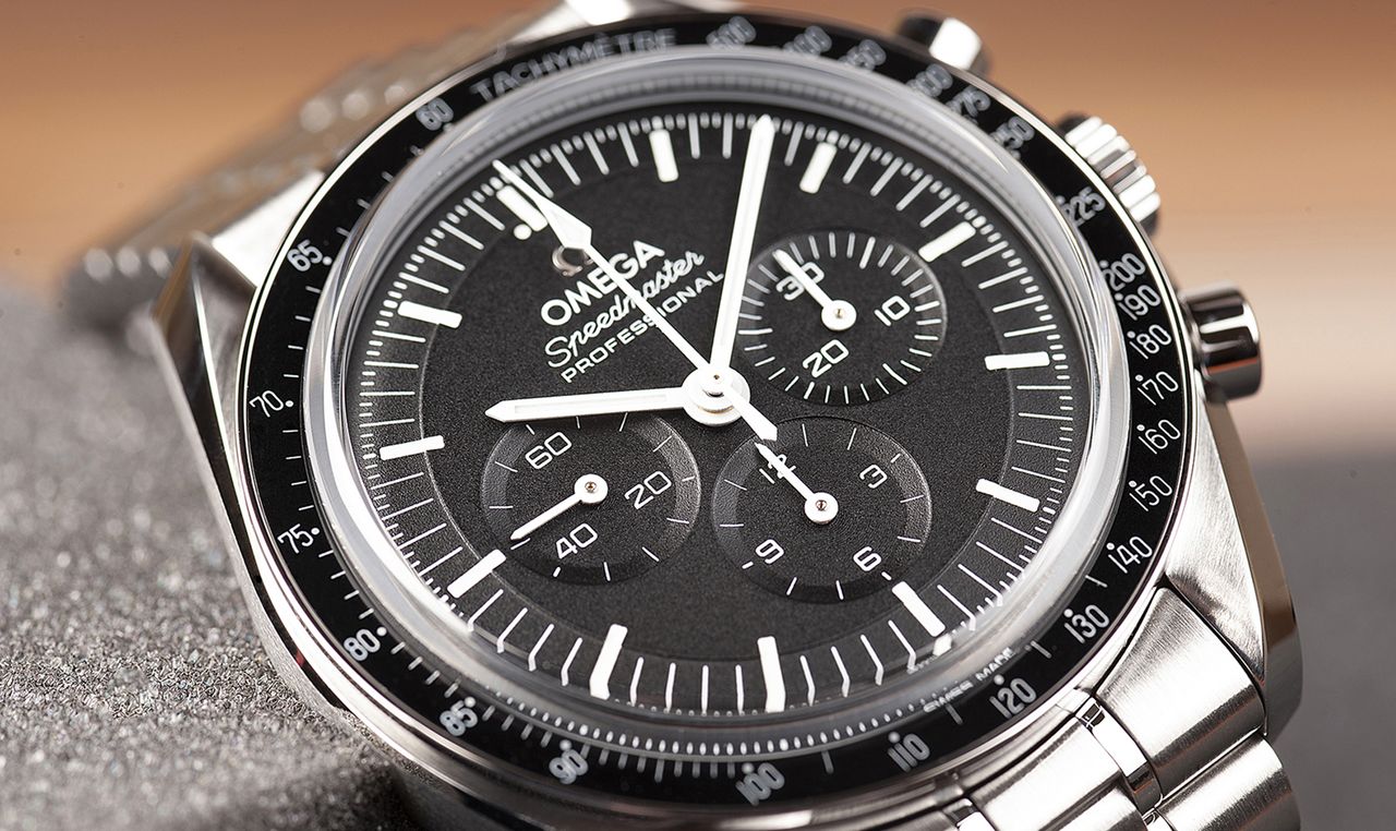 Omega Speedmaster Moonwatch Professional