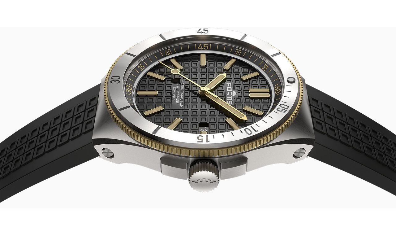 Fortis Marinemaster M-44