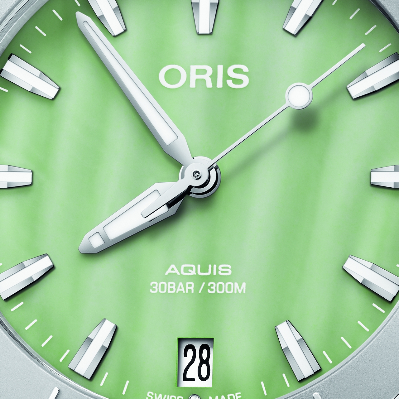 Oris Aquis Date 36.5mm - nem a szokásos gyöngyház