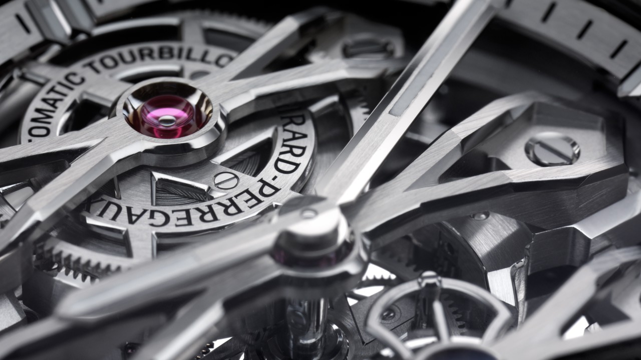 Girard-Perregaux Laureato Three Gold Bridges close up