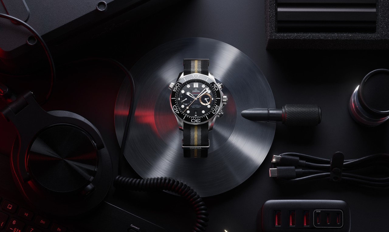 Omega Seamaster Diver 300M Chronograph 007 First Light